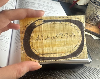 GEWEIHTER Ouroborus Phylakterion Talisman auf Papyrus aus Ägypten