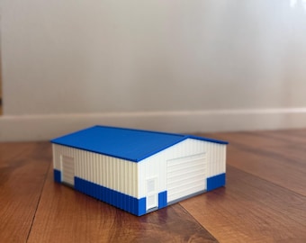 1/64 Scale Farm Shop Diorama: Removable Roof, Toy Tractor Display (7.5" x 6")