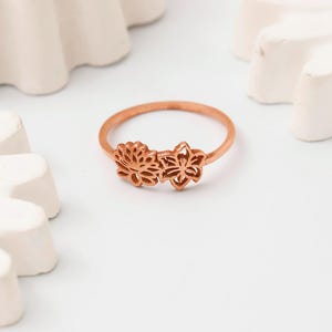 birth flower signet rings, mother daugther birth flower ring, rinky ring birth flower, engraved birth flower rings, birth flower rings sterling silver, silver birth flower rings, birthflower ring with birthstone, birth month ring flower, february birth flower rings, birth flower ring and stone, silver rings birth flower, minimalist ring birth flower, birth flower rings for her, kids birth flower rings
