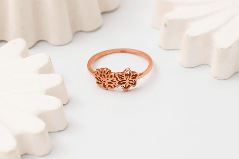birth flower signet rings, mother daugther birth flower ring, rinky ring birth flower, engraved birth flower rings, birth flower rings sterling silver, silver birth flower rings, birthflower ring with birthstone, birth month ring flower, february birth flower rings, birth flower ring and stone, silver rings birth flower, minimalist ring birth flower, birth flower rings for her, kids birth flower rings