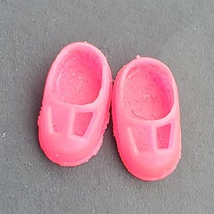 Vintage Barbie Doll Tutti Hot Pink soft plastic 1970&#39;s
