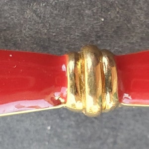 Vintage Monet Bow brooch Gold PLATED