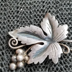 Early Vintage Mexico Sterling Leaf Brooch / pin Taxco