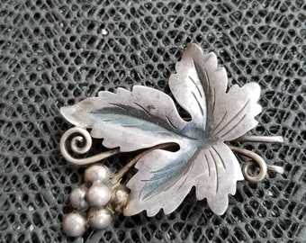 Early Vintage Mexico Sterling Leaf Brooch / pin Taxco
