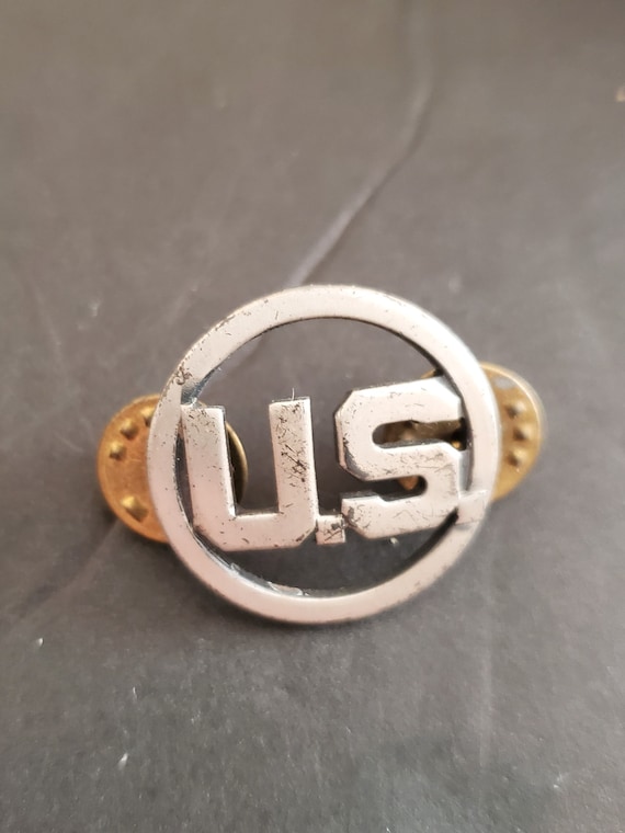 Vintage U.S. WWll silver Lapel pin - image 1