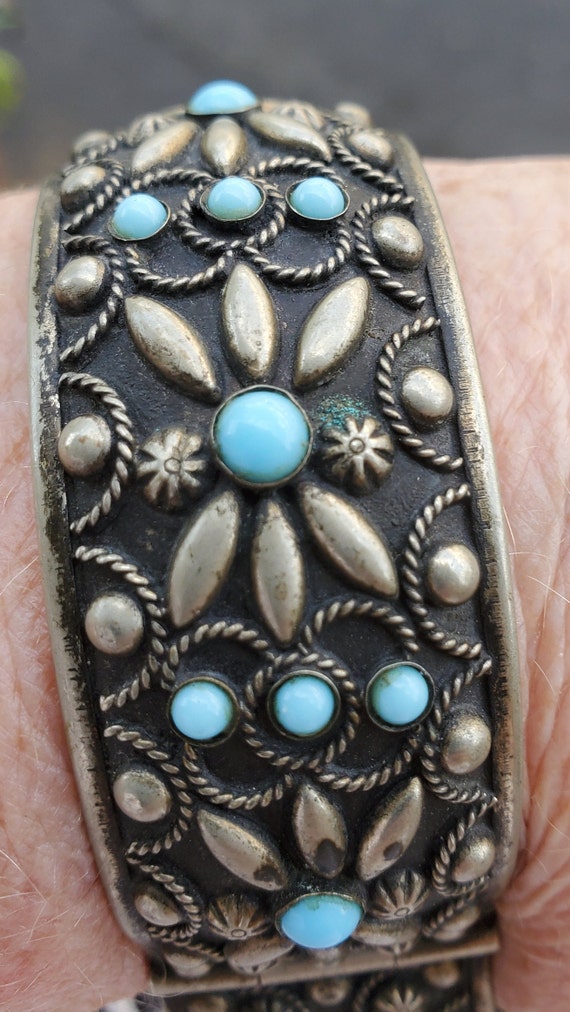 Antique Silver Turquoise Silver bracelet