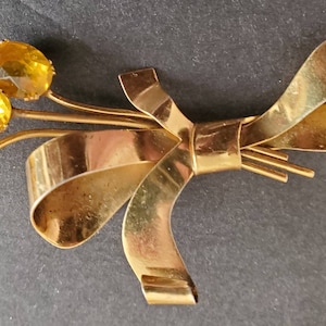 Sterling Flower Brooch / pin signed 1940&#39;s