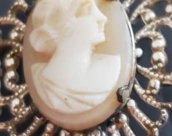 Vintage Cameo Pin / Broche Cadeau de la fête des mères