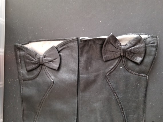 Vintage Leather Gloves size 7 black kid leather n… - image 2