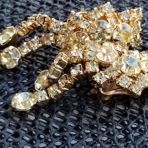 Vintage KRAMER of N.Y. signed gold tone Rhinestones clip-on earrings