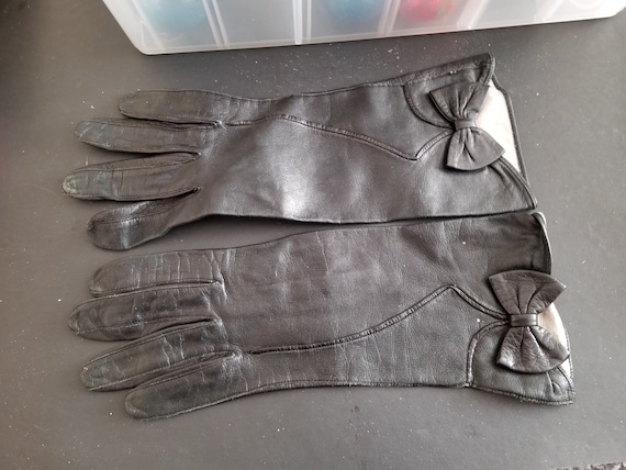 Vintage Leather Gloves size 7 black kid leather n… - image 1