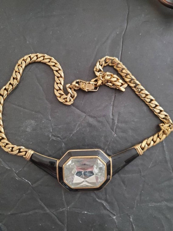 Vintage signed TAT necklace Enamel rhinestone Gol… - image 3