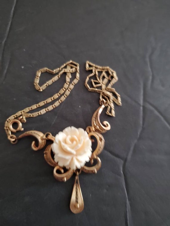 Vintage Flower Bone Necklace 120/ 12k gold filled - image 3