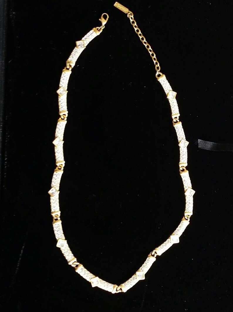 Vintage signed NAPER Necklace Gold tone rhinestones