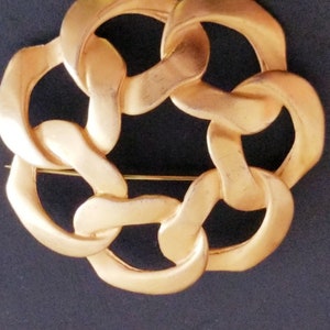 Vintage  brooch  Gold PLATED