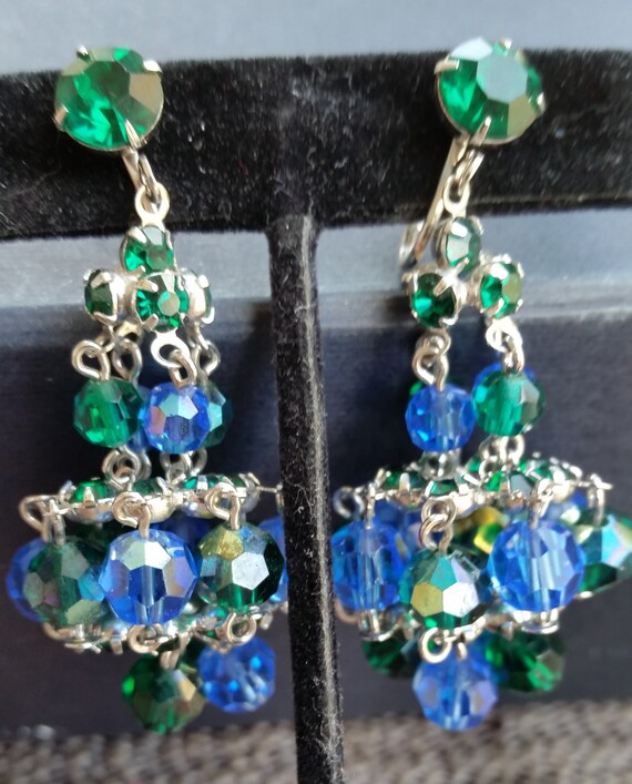 Vintage HATTIE CARNEGIE 1950s signed Dangling rh