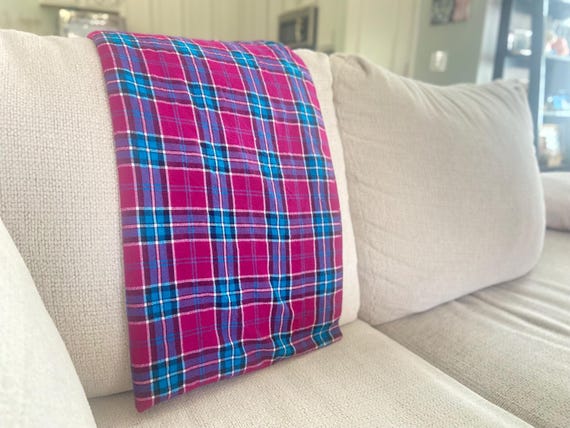 Maasai Shuka Blanket: Traditional African Acrylic Fabric - Shop for a Cause
