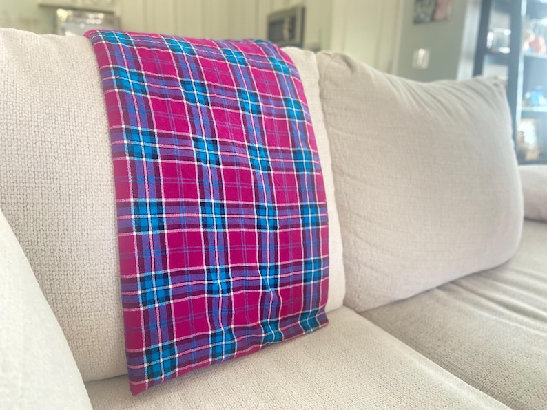 Maasai Shuka Blanket: Traditional African Acrylic Fabric - Shop for a Cause #2 Pink+Blue+White
