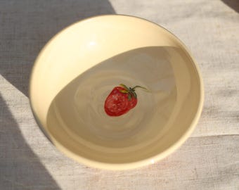 Handgemaakt aardewerk aardewerk aardbeien borden/handgetekende aardewerk unieke fruitschaal/keramische ontbijtschaal/keramische ontbijtkom