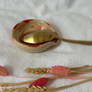 Ceramic Spoon Rest / Handmade Pottery Coffee Spoon Rest / Small Round Ceramic Spoon Holder