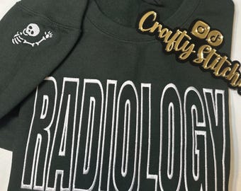 Sweat-shirt brodé radiologie | Cadeaux Rad Tech| Sweat-shirt à rayons X| Technologie IRM| Technologie CT