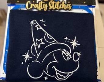 Sweat brodé souris sorcière