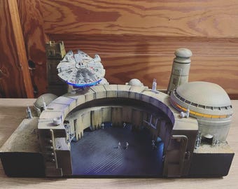 Diorama STL de la bahía de acoplamiento 94 de Star Wars en Tatooine para Bandai 1/350 Millennium Falcon