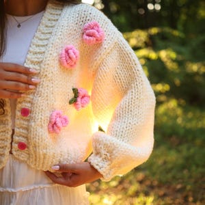 Women&#39;s  Cardigan Knitted Sweater Rose Pattern Balloon Sleeve Comfortable Wool Blend Luxury Gift for Girlfriend Unique Wool Jacket  Sweater