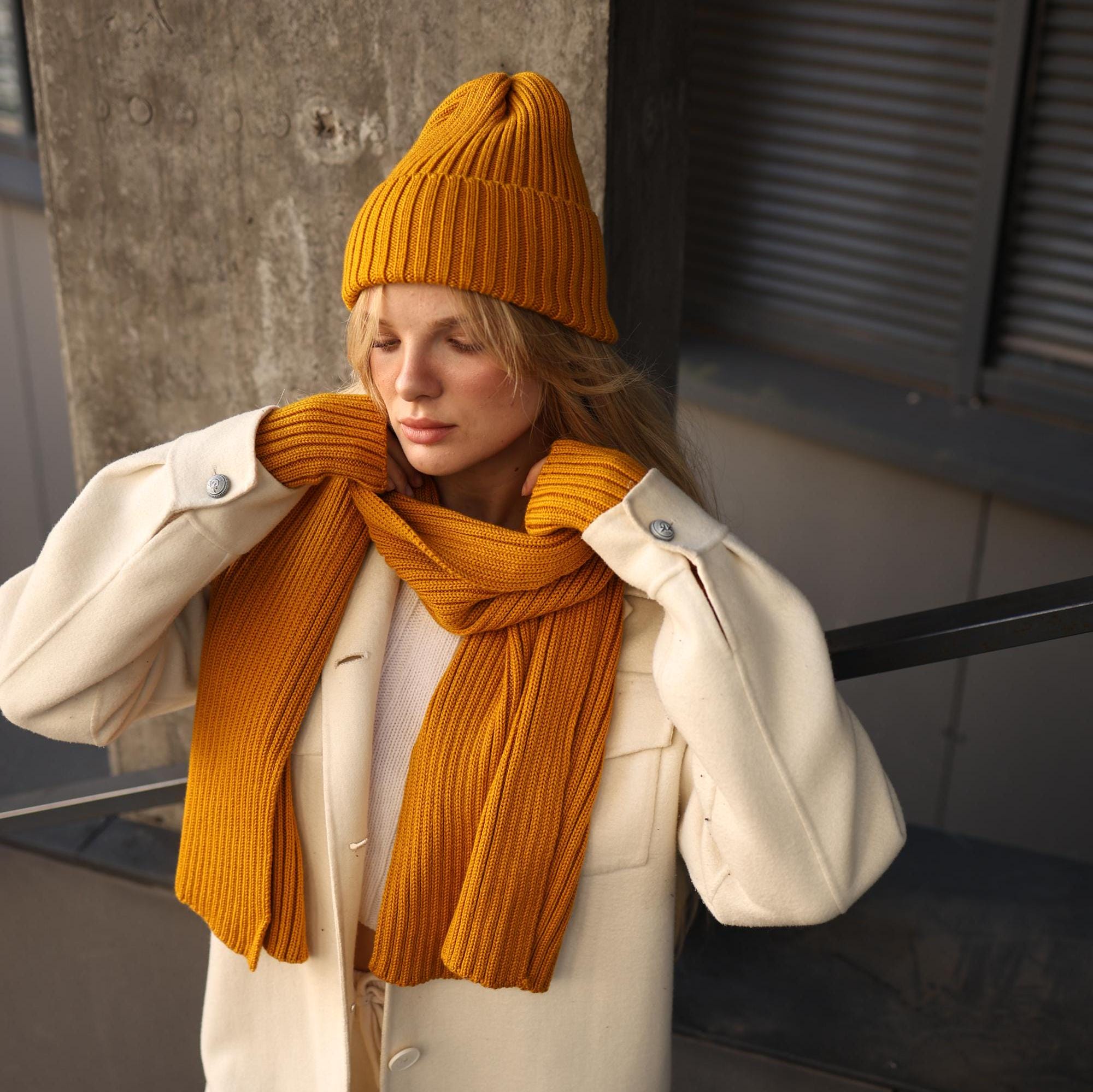 Tuque moutarde Canada