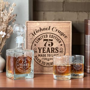 1950 Whiskey Glass, 75th Whiskey Gift, Custom Etched Glass, Whiskey Decanter, Gift for 75 Year Old, Birthday Dad Gift, Personalized Glasses
