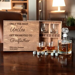 Godfather Whiskey Gift - Custom Engraved Glass and Decanter, Be My Godfather Proposal, Padrino Gift Set, Etched Bourbon Glass
