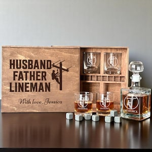 Fathers Day Lineman Birthday Gift, Personalized Glass, Whiskey Decanter Set, Custom Lineman Gift, Electric Utility Gift, Gifts for Dad