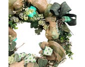 Highland Clover Wreath – 22” Handcrafted St. Patrick’s Day Wreath with Illuminated Shamrocks