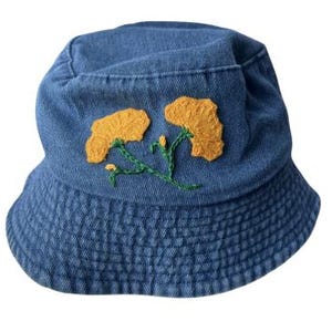 Hand-Embroidered California Poppies Bucket Hat – Unique Sun Hat, Custom Floral Embroidery, Summer Accessory