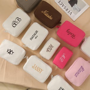 Bestickter Kulturbeutel mit Waffel – Umweltfreundliches Brautjungferngeschenk, Reise-Make-up-Organizer für Hochzeit oder den täglichen Gebrauch, Brautjungferngeschenke