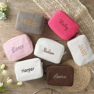 Bestickte Waffel-Make-up-Tasche - personalisiertes Brautjungferngeschenk, umweltfreundlicher Reise-Make-up-Organizer für Hochzeit und Junggesellinnenabschied