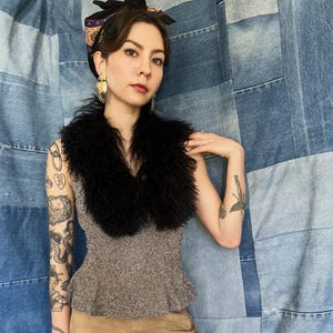 Vintage Mongolian Fur Stole / Cropped Black Fur Collar