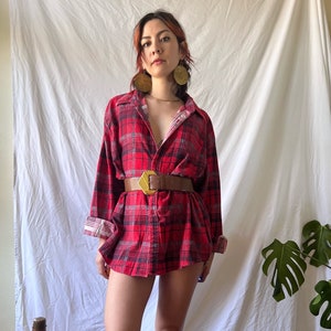 Vintage Flannel Shirt / 1990&#39;s Button Up Shirt / Cotton Flannel / Gender Neutral Button Up Shirt / Red and Black
