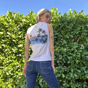 1970's Mexican Beach Vacation Tshirt / Tropic Palm Tree Beach Scene / Tourist Tshirt / Soft and Comfy / Sleeveless / Surfwear / Surfer