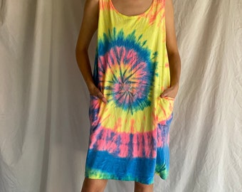 Nineties Oversized Mini Dress / Tie Dye 1990's Club Kid / Bonnaroo Coachella Wear / Loose Tshirt Tee Dress
