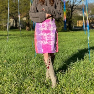 Minijupe Bongo des années 1980/jupe en jean tie-dye roses/jupe en jean taille haute moulante/jupe d&#39;été