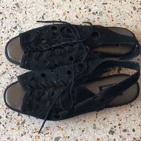 Size 7.5-8 Vintage Sandals / Gladiator Sandals / Vintage Summer Shoes / Black Suede Leather Cut Outs Sandals / Vintage Flats / Open Toe