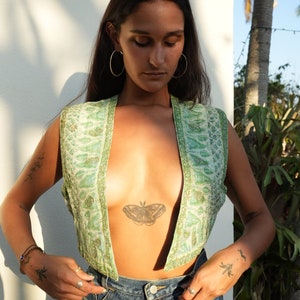 Vintage Hippie Vest / 1970's Indian Cotton Gold Stamped Waist Coat / Crop Top / Mint Green Haute Hippie Waist Coat / Bohemian image 8