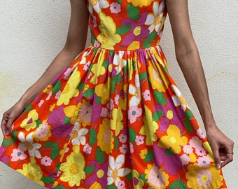 1960's Cotton Mini Dress / Floral Printed Summer Dress / Waffle Cotton / Mod Floral Dress / Full Skirt Dress / Barbie