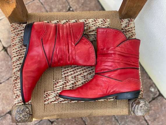 1980's Red Boots / Shorties / Corduroy Lined Winte