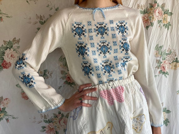 70s Embroidered Blouse / Vintage White 