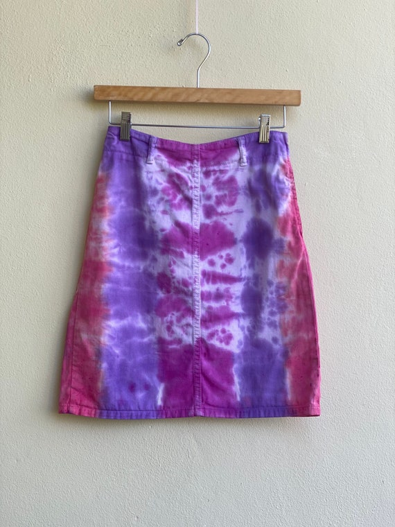 1980s Bongo Mini Skirt / Tie Dye Pinks Denim Skir… - image 3