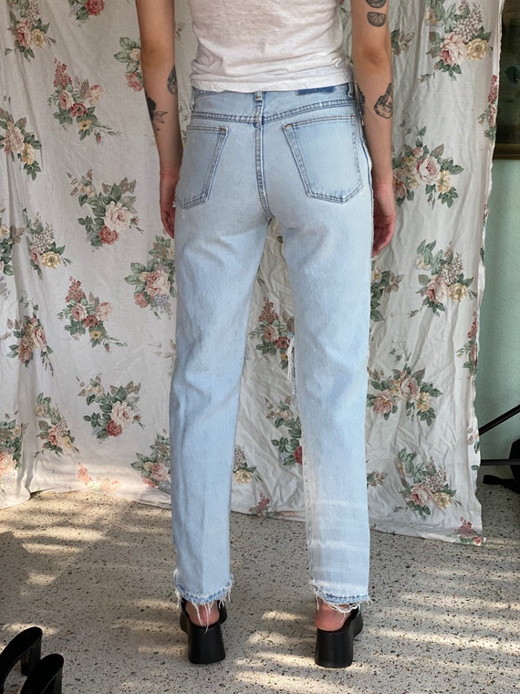 Holie jeans 2025