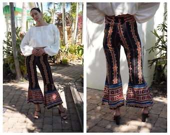 1970's Printed Pants / Bell Bottoms Cotton Modern Capris / High Waisted Fitted Trousers / Black Blue Red Yellow White Slacks / Resortwear