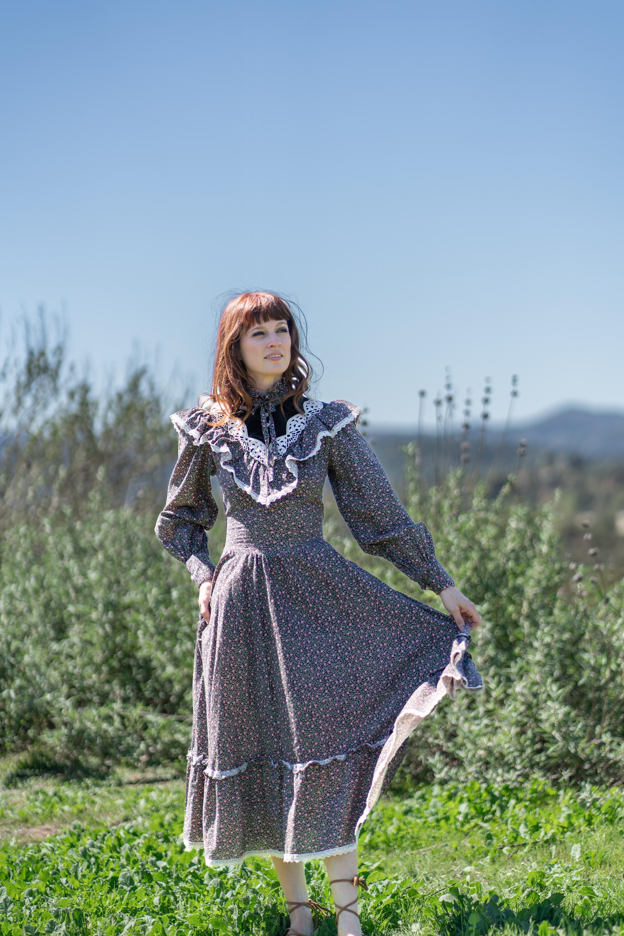 Little house on the prairie womens dresses Canada